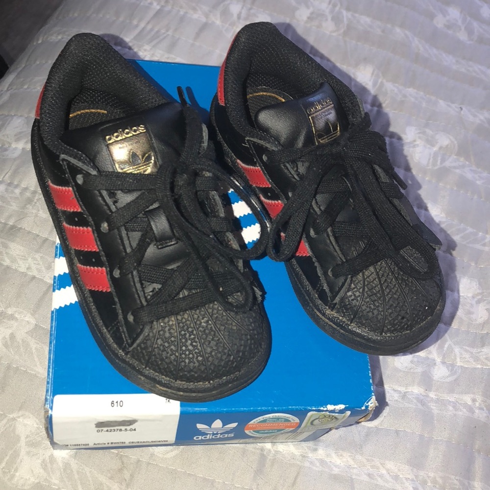 Toddler Adidas Size 7K for Toddlers